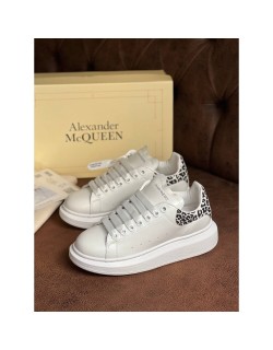 Alexander McQueen İTHAL